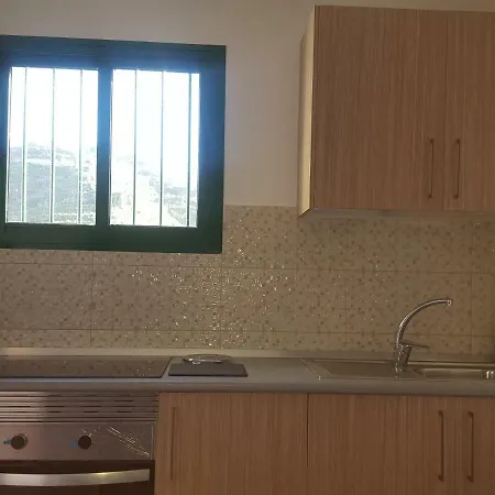 Casa Cueva Juncalillo Garden בית כפרי